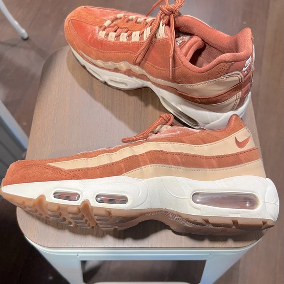 Nike Air Max 95 Dusty Peach Women's Size 9 - Picture 10 of 14